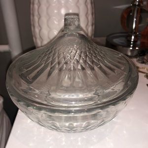 Glass dish, bowl with top \ Jewelry holder